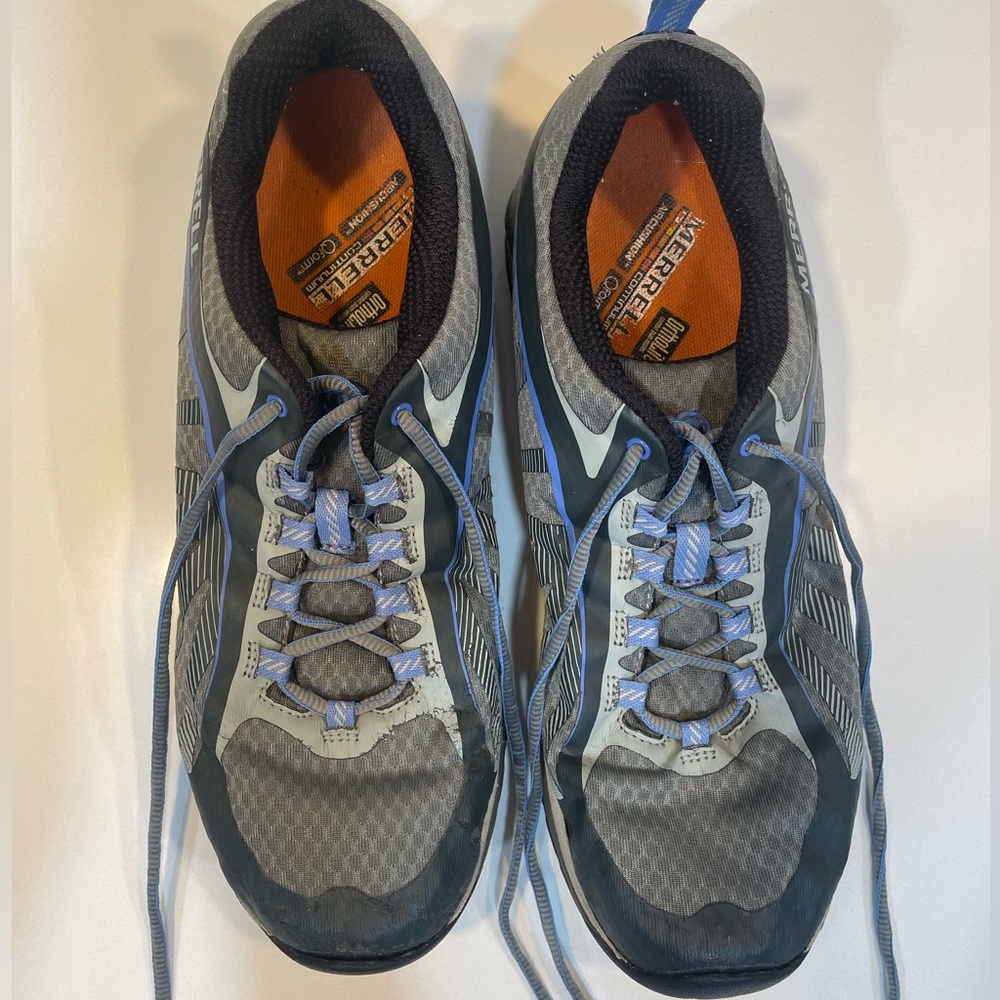 Women’s size 9.5 / Euro 40 Merrell shoes